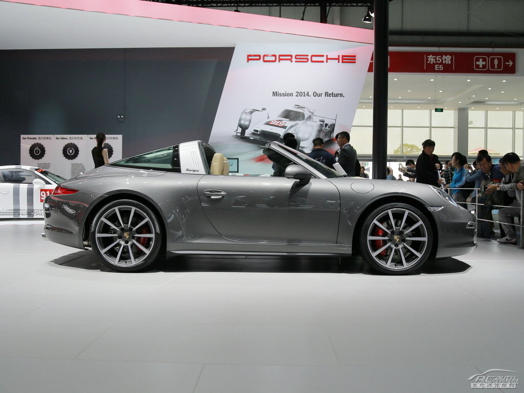 GT銀保時捷911整車外觀外觀圖片