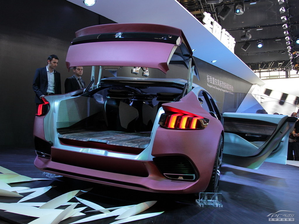 標(biāo)致Exalt外觀高清大圖