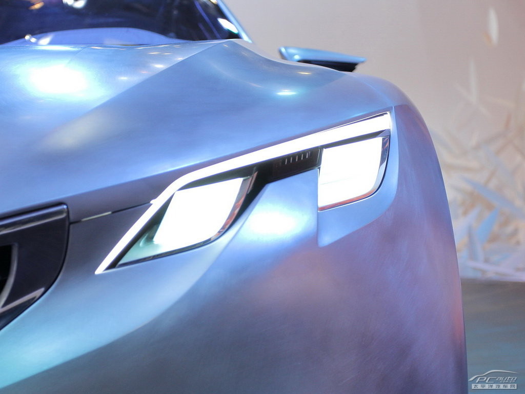 標(biāo)致Exalt外觀高清大圖