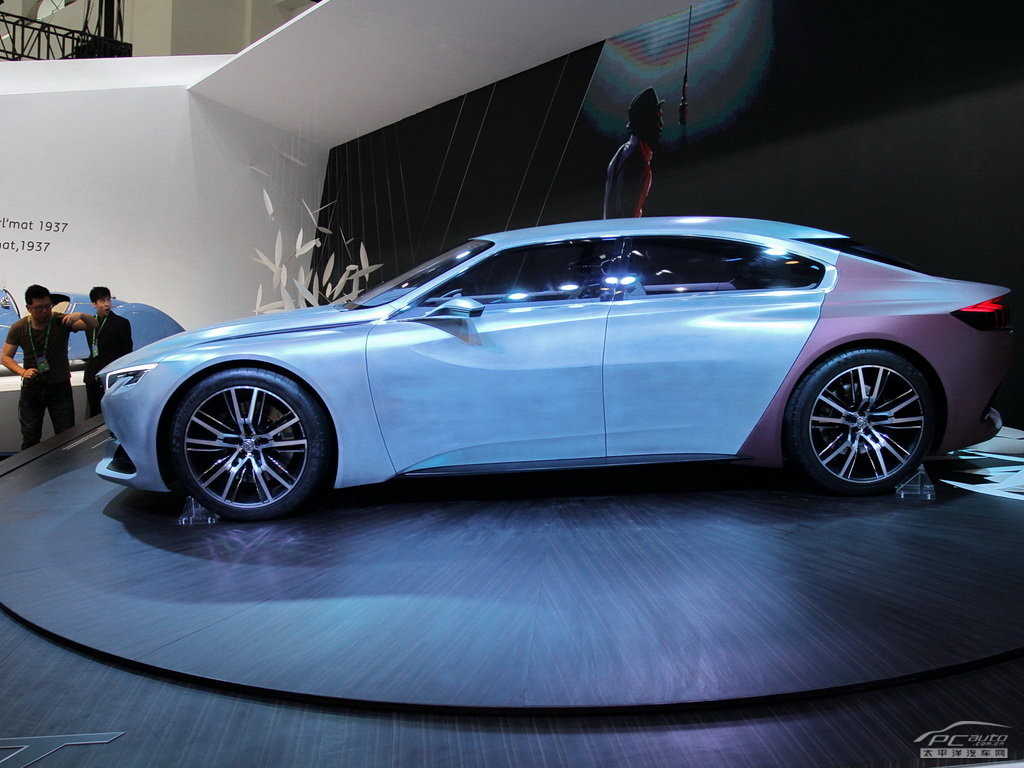 標(biāo)致Exalt外觀高清大圖