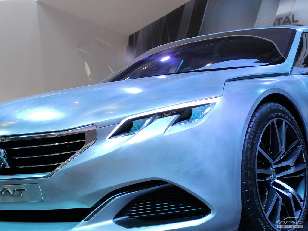 標(biāo)致Exalt外觀高清大圖