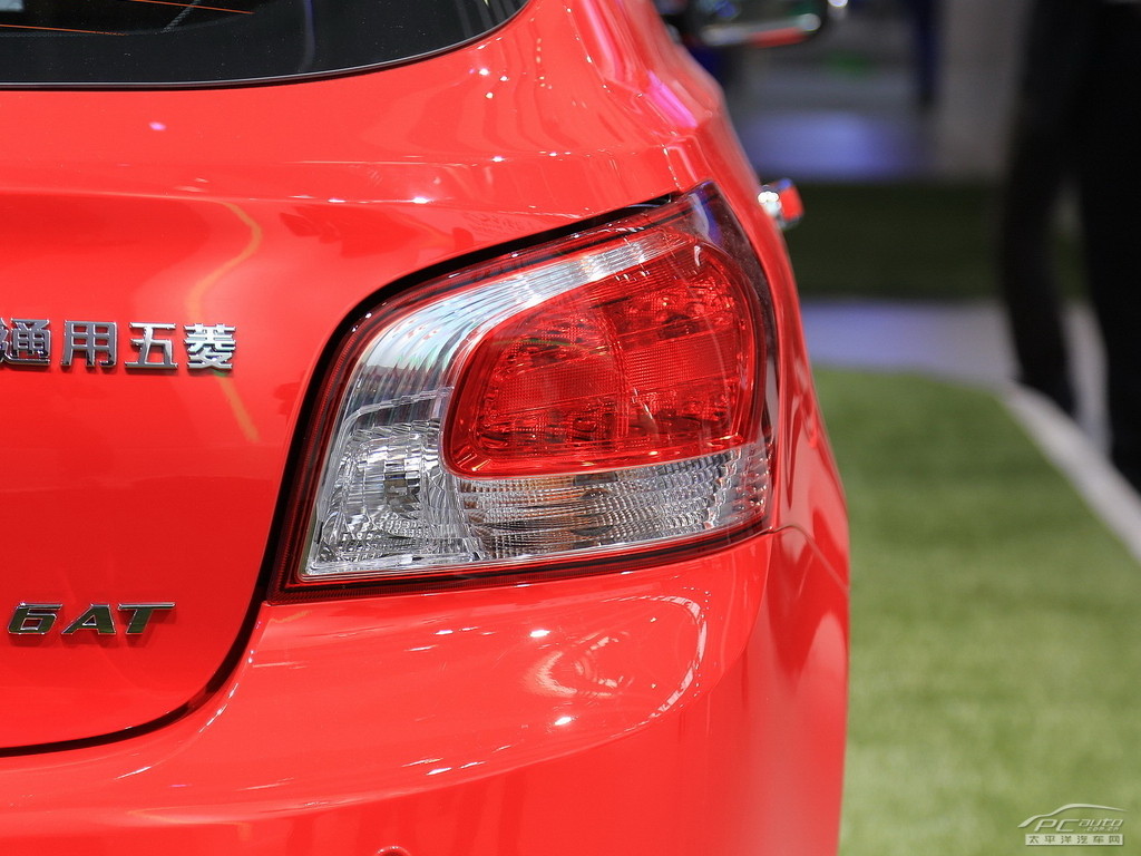 寶駿610外觀高清大圖