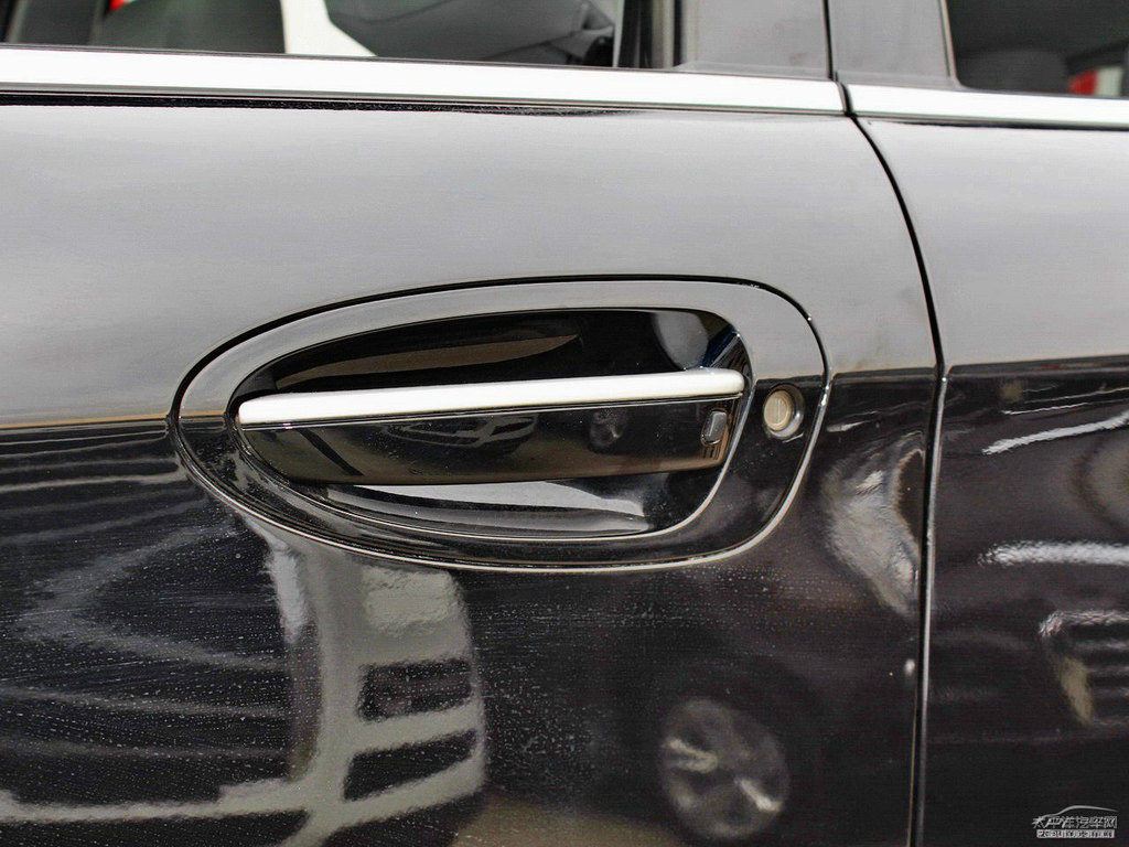 ʯڼ{ǽݴ7 SUV܇^DƬ