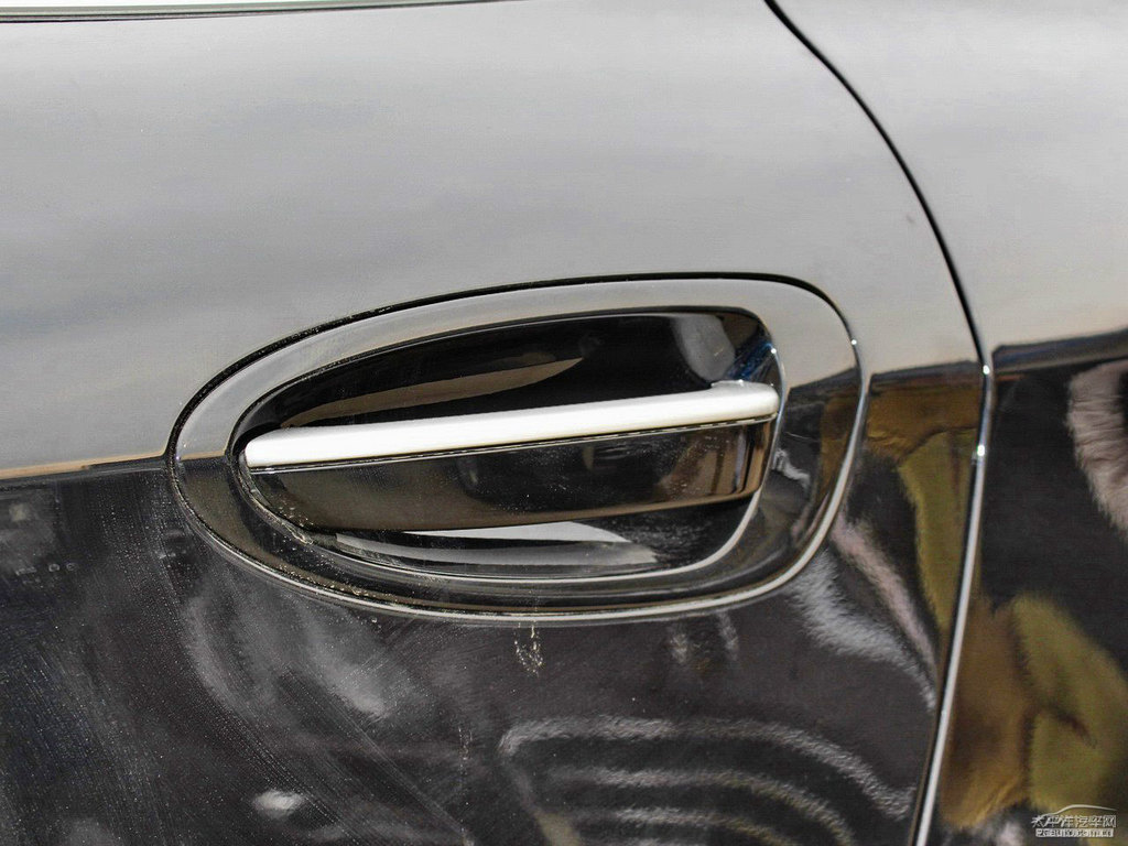 ʯڼ{ǽݴ7 SUV܇^DƬ