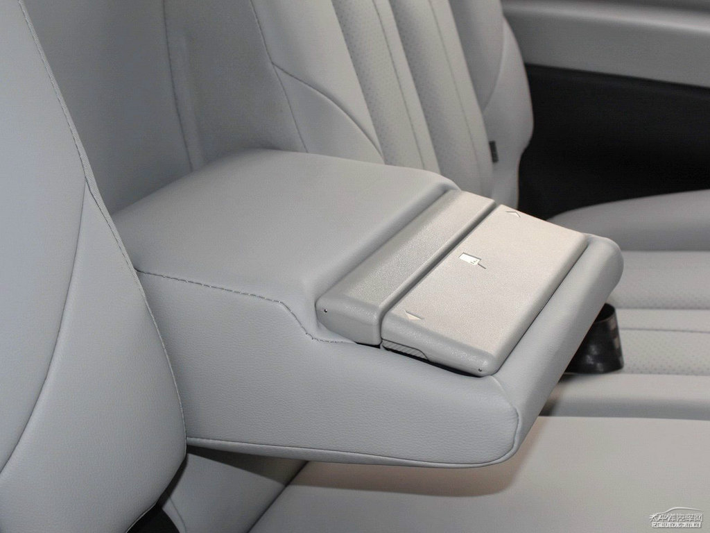 ʯڼ{ǽݴ7 SUV΃(ni)DƬ