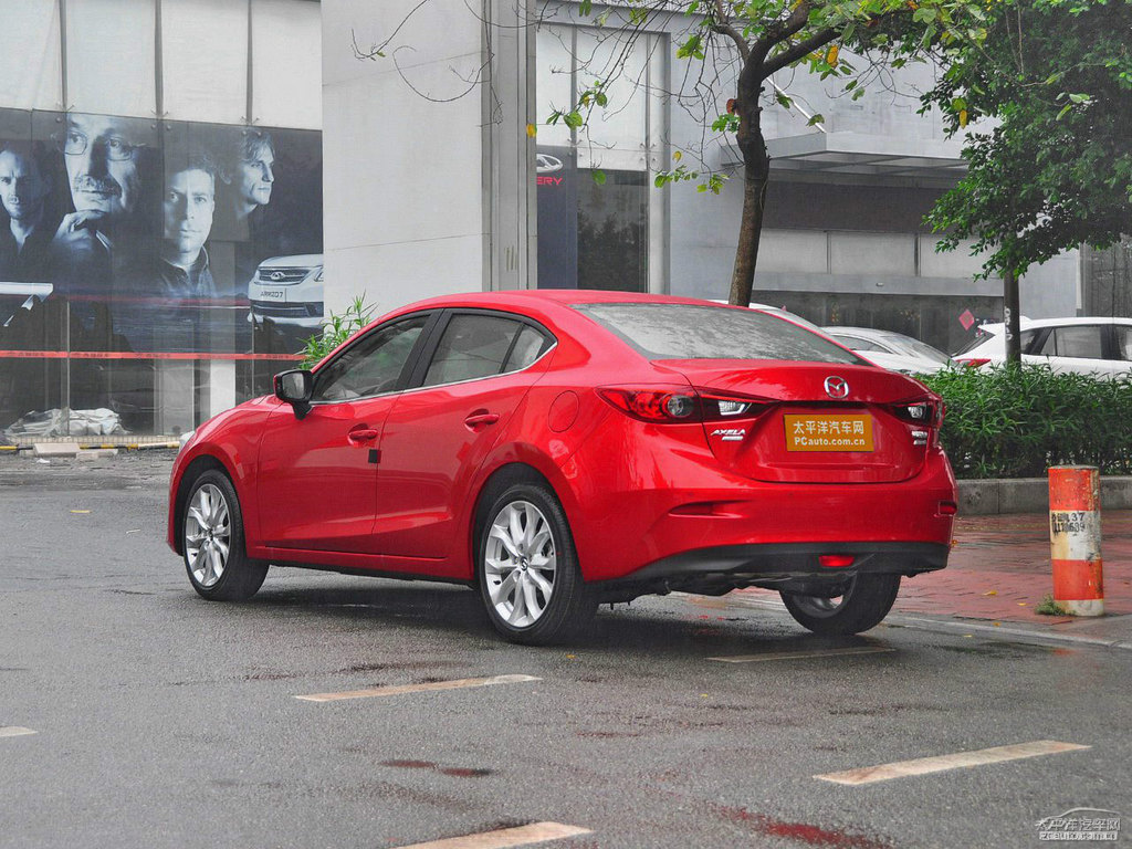 激情紅馬自達(dá)3 昂克賽拉整車外觀外觀圖片