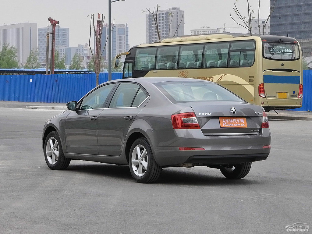 潮流灰明銳整車外觀外觀圖片
