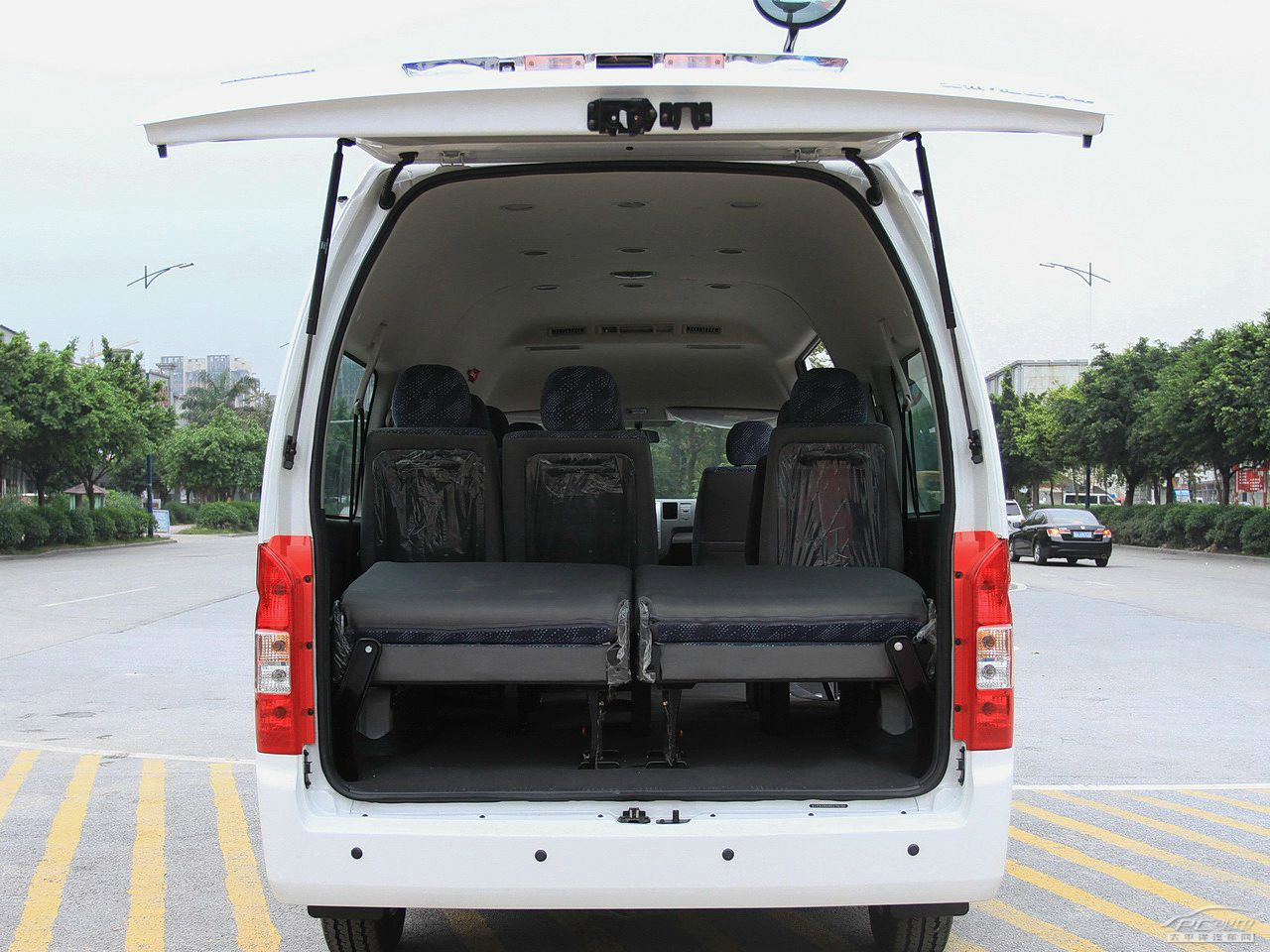 蒙派克S空間高清大圖