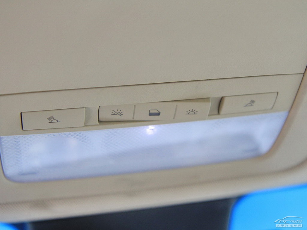 榮威950內(nèi)飾高清大圖