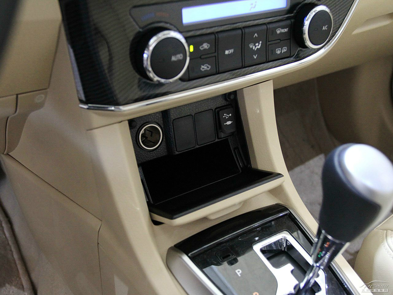 卡羅拉空間高清大圖