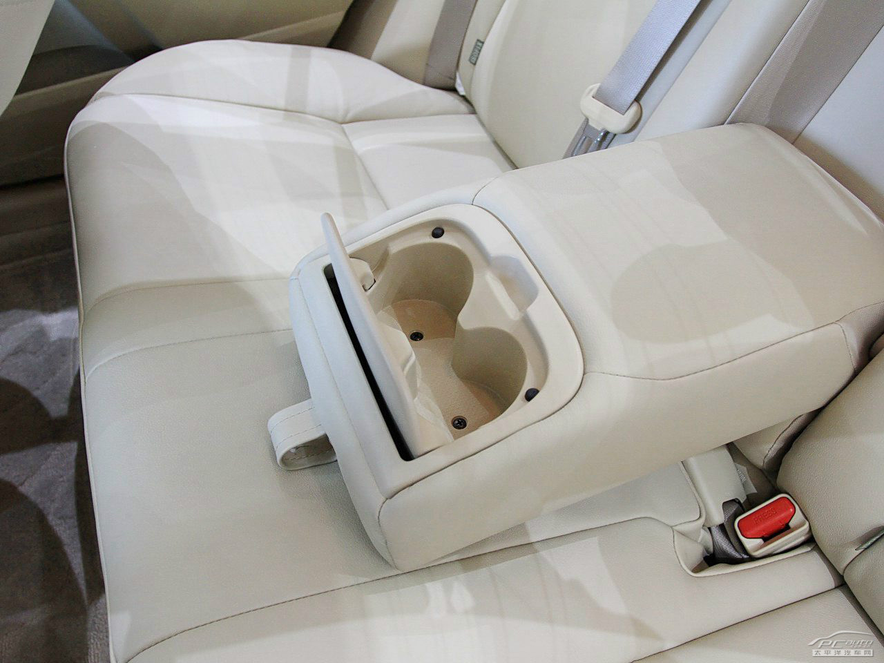 卡羅拉空間高清大圖