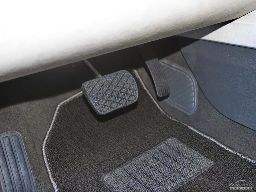 榮威W5概念車內(nèi)飾高清大圖