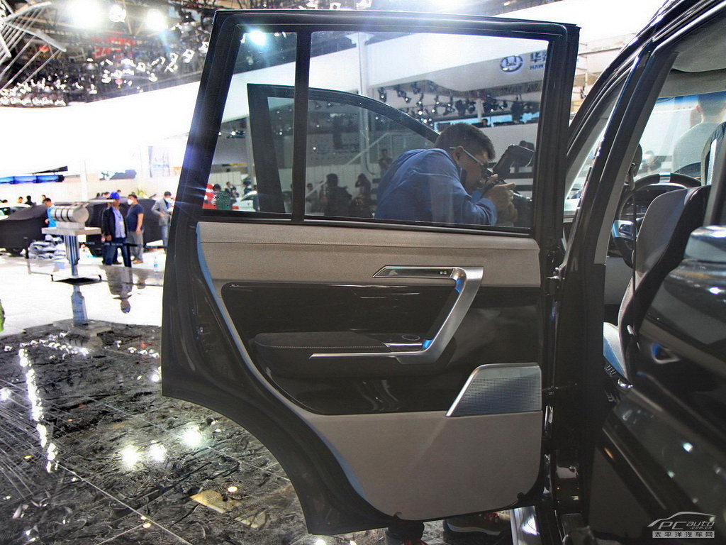 榮威W5概念車(chē)內(nèi)飾高清大圖