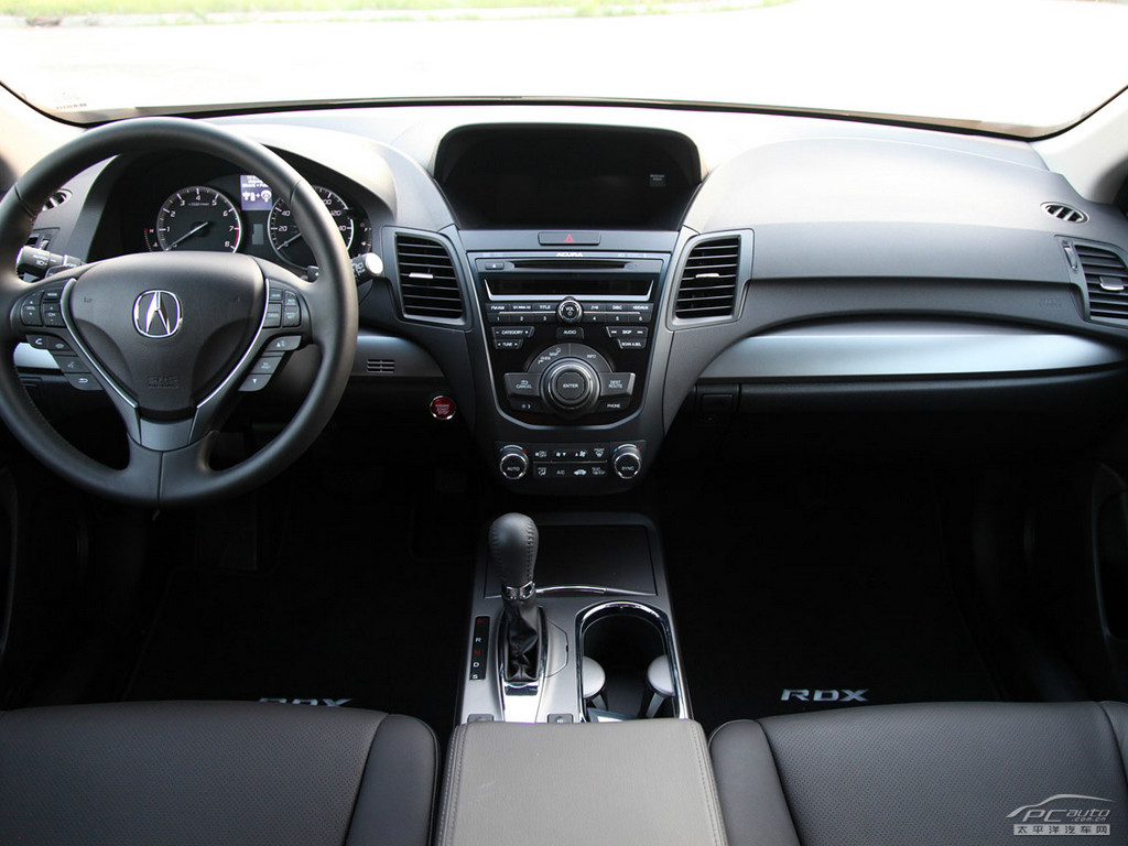 謳歌RDX(進(jìn)口)內(nèi)飾高清大圖