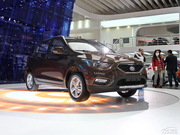 2015款 1.5L 手動標準型  2015款 1.5L 手動標準型