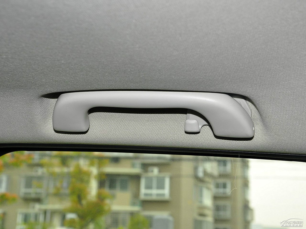 珠光白馬自達(dá)CX-5車廂內(nèi)飾圖片