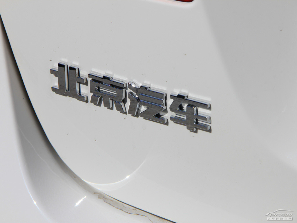 北京汽車E系列外觀高清大圖