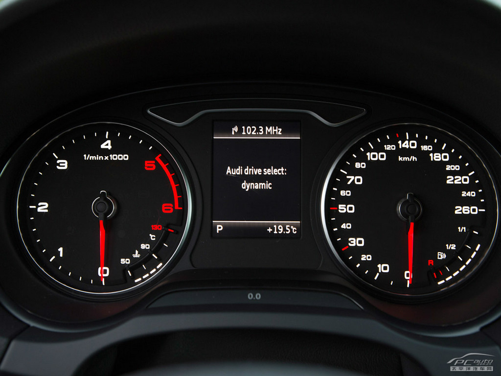 奧迪A3(進口)內(nèi)飾高清大圖