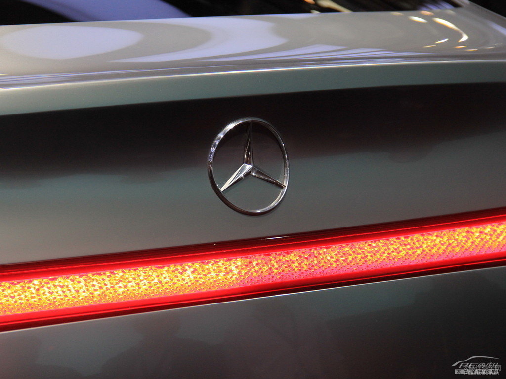 YCoupe SUV܇(ch)β^DƬ