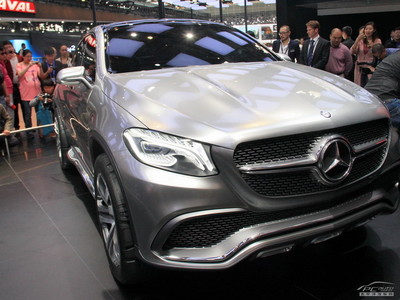 奔馳Coupe SUV外觀(guān)實(shí)拍圖