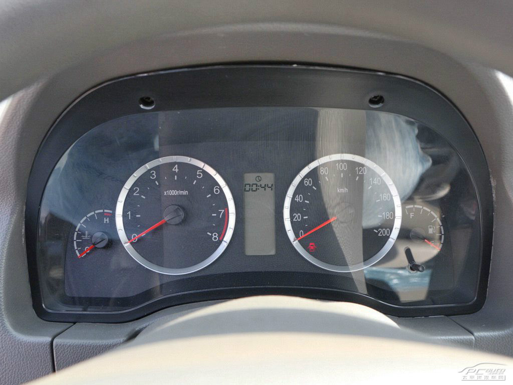 眾泰Z200內(nèi)飾高清大圖