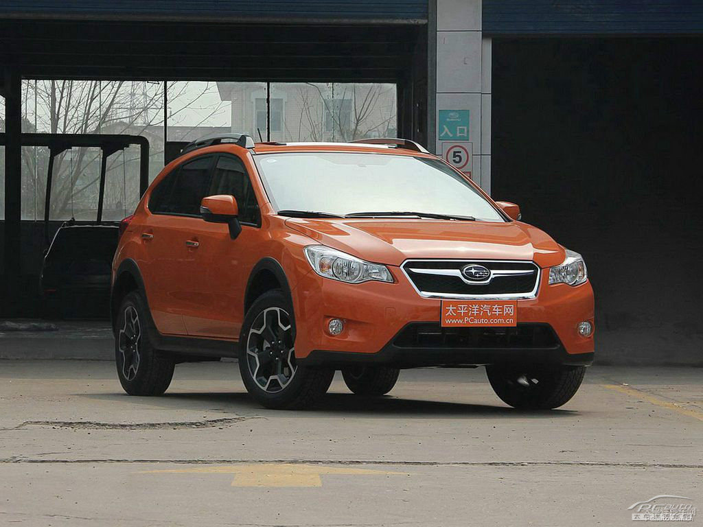 躍動珠光橙斯巴魯XV整車外觀外觀圖片