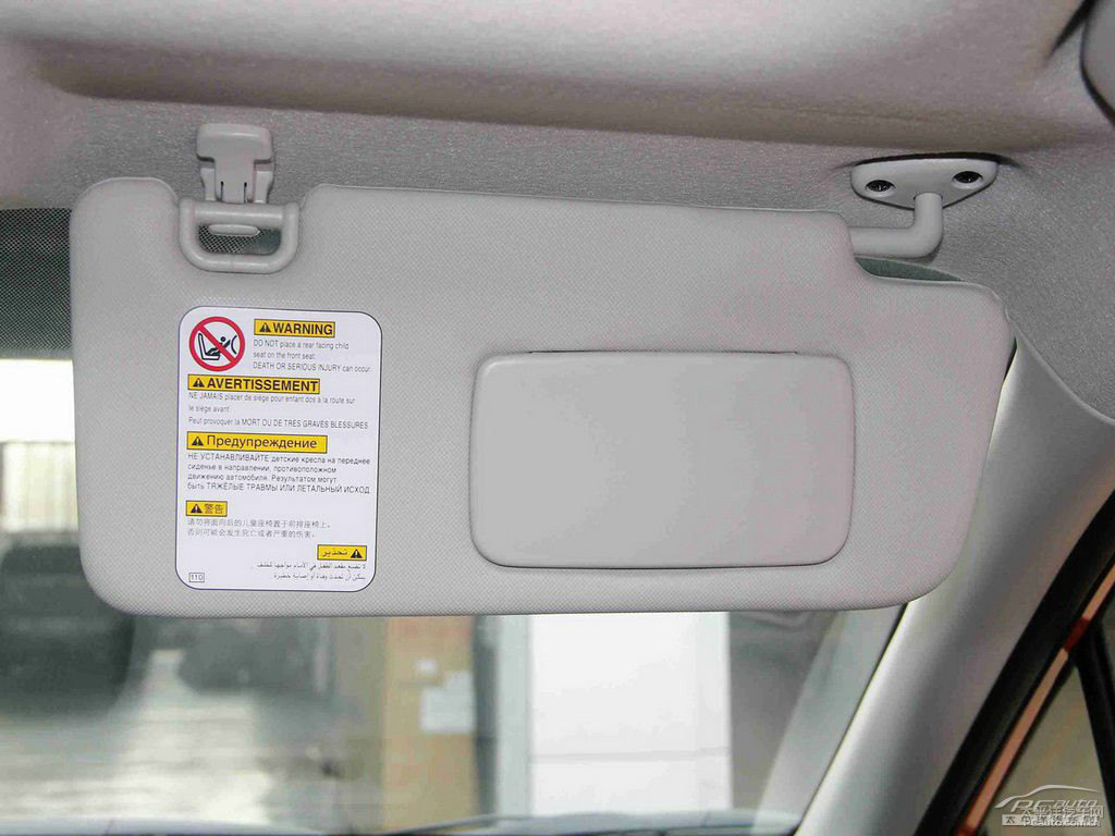 躍動珠光橙斯巴魯XV車廂內(nèi)飾圖片