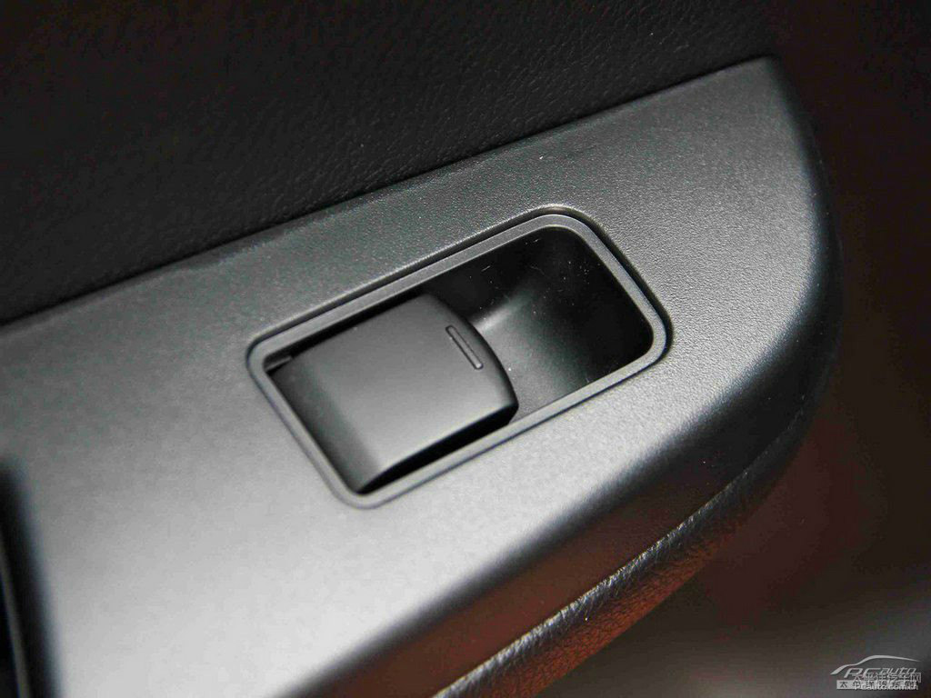 躍動(dòng)珠光橙斯巴魯XV車廂內(nèi)飾圖片