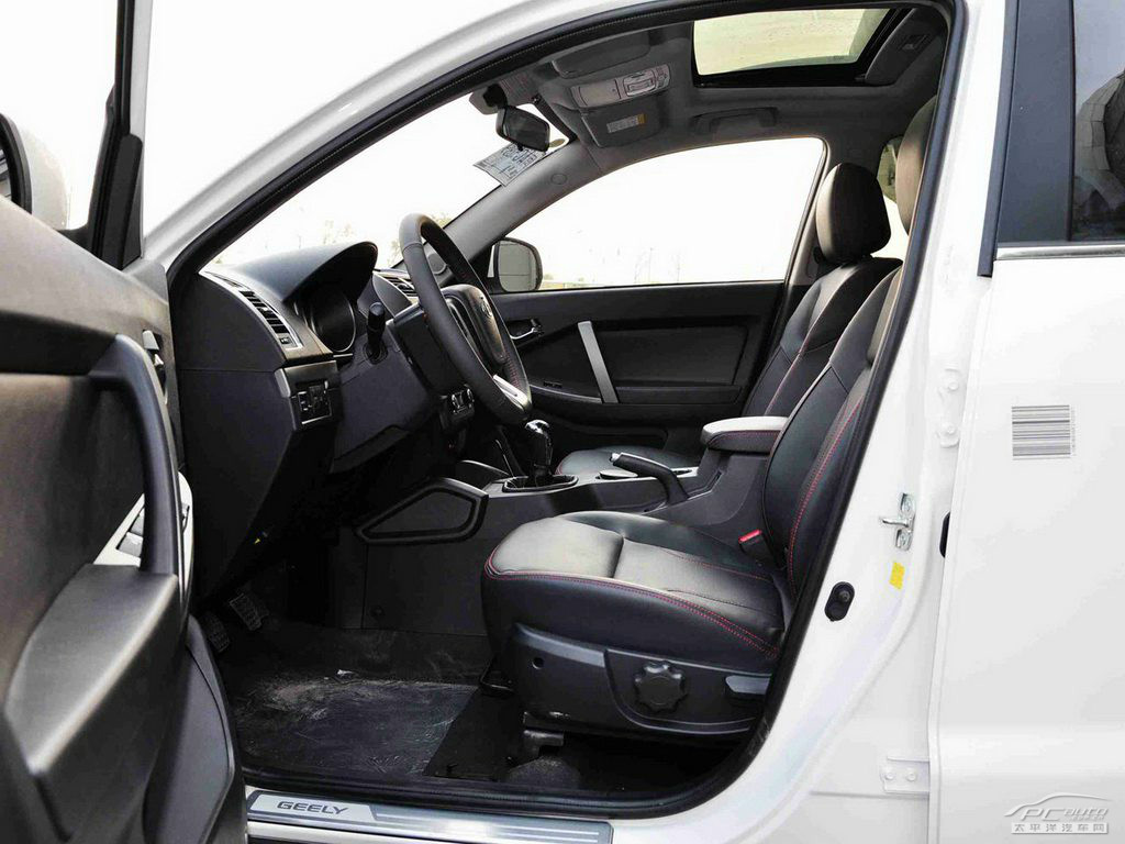 吉利GX7空間高清大圖
