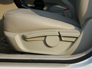 2013款 1.5TI 手動尊貴型 2013款 1.5TI 手動尊貴型