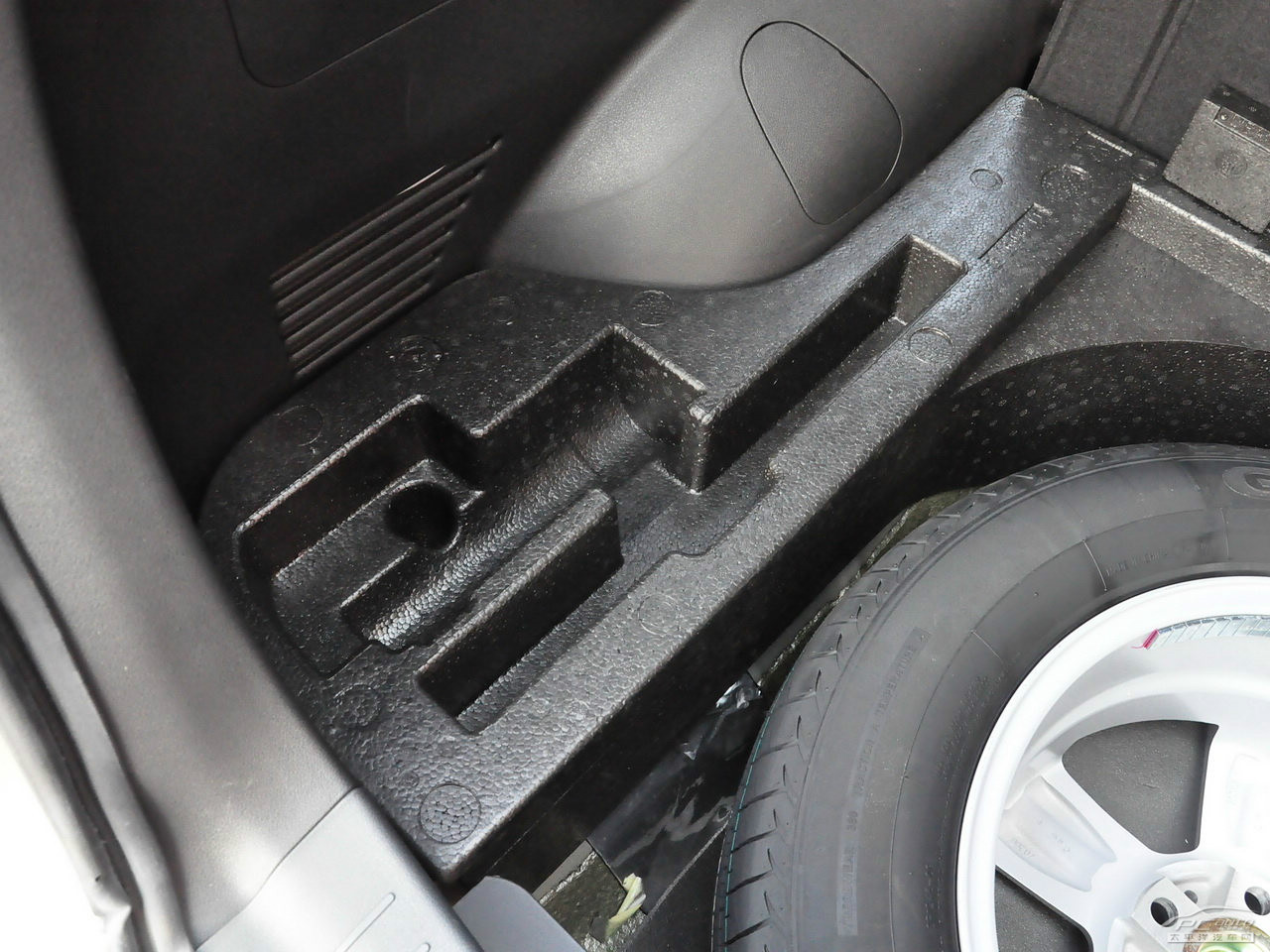 力帆X60空間高清大圖