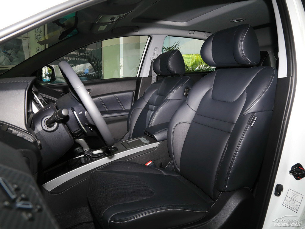 ɰ׼{ǽ݃(yu)6 SUV΃(ni)DƬ