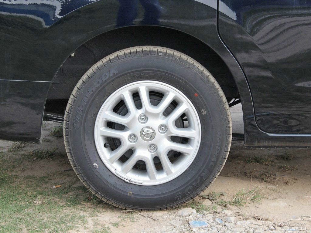 日產(chǎn)NV200外觀高清大圖