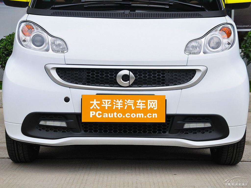 ɫsmart fortwo܇^^DƬ
