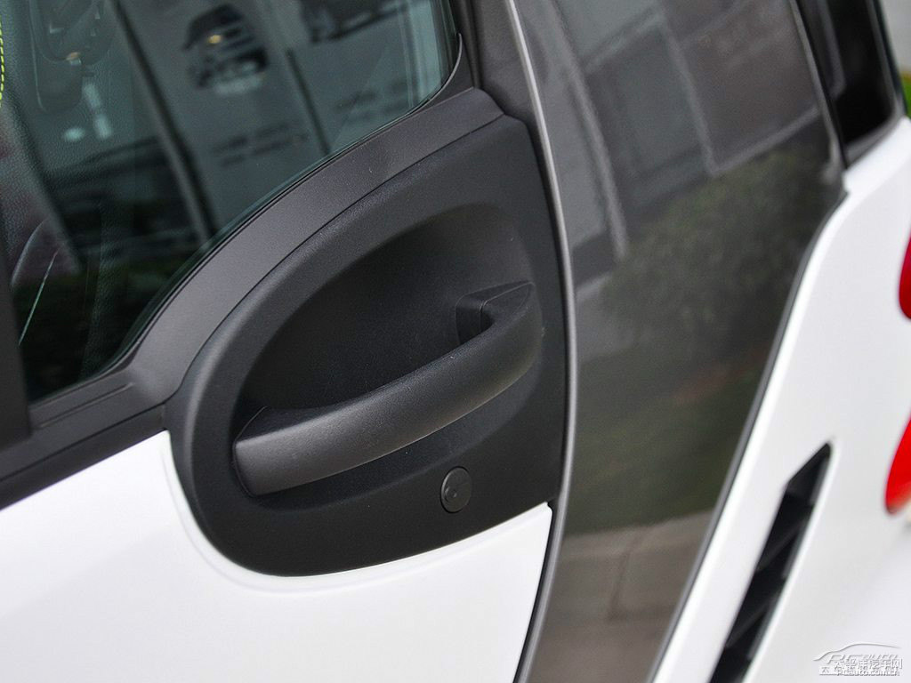 ɫsmart fortwo܇(ch)^DƬ