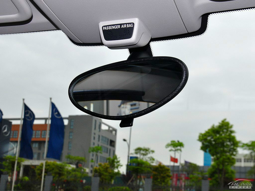 ɫsmart fortwo܇(ni)DƬ