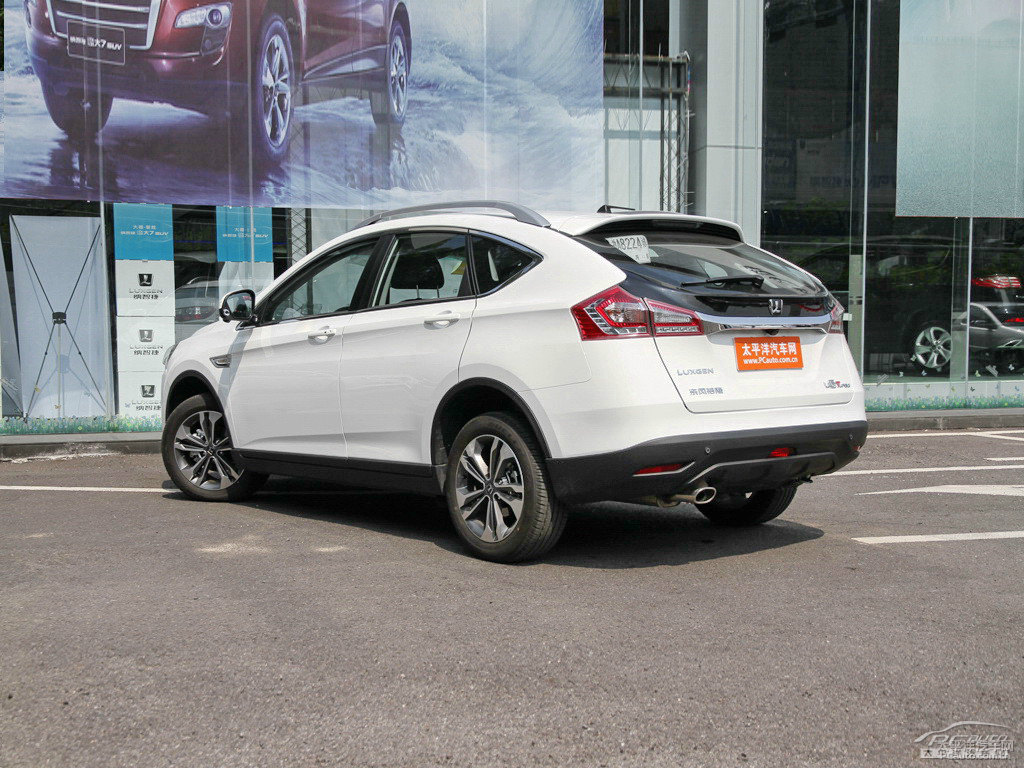 ɰ׼{ǽ݃(yu)6 SUV܇^^DƬ