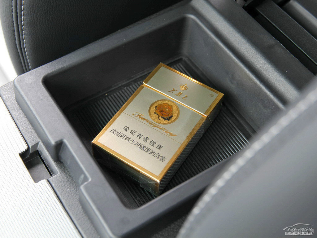 ɰ׼{ǽ݃(yu)6 SUV(ch)ggDƬ