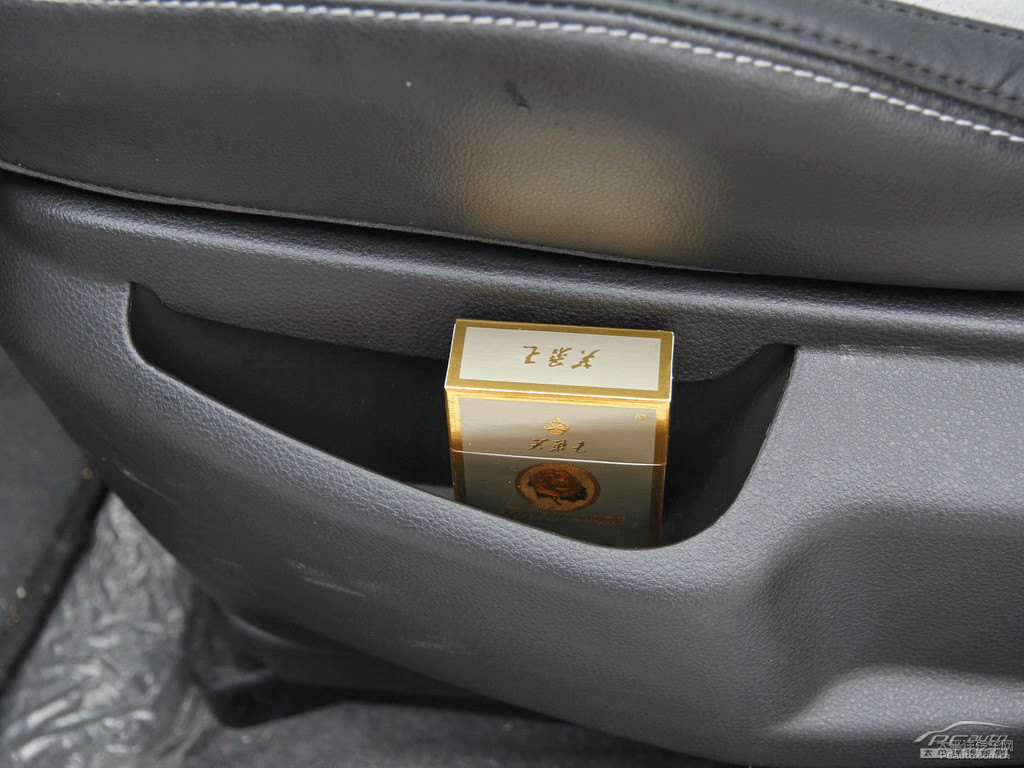 ɰ׼{ǽ݃(yu)6 SUV(ch)ggDƬ