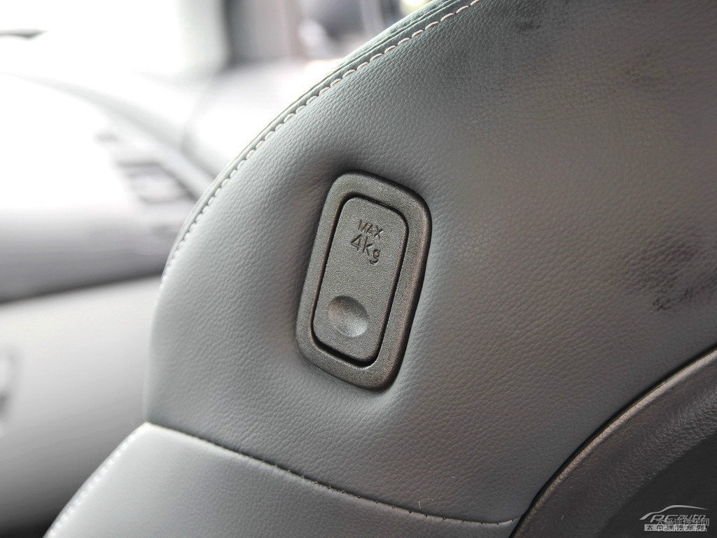 ɰ׼{ǽ݃(yu)6 SUV΃(ni)DƬ