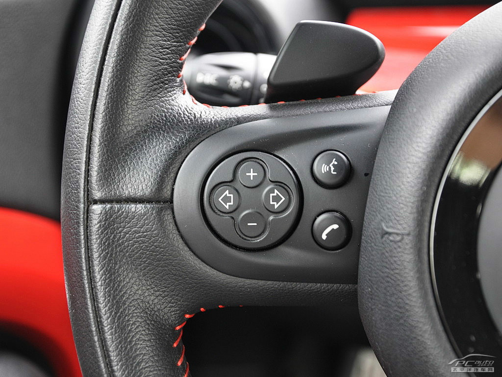 MINI JCW COUPE內(nèi)飾高清大圖