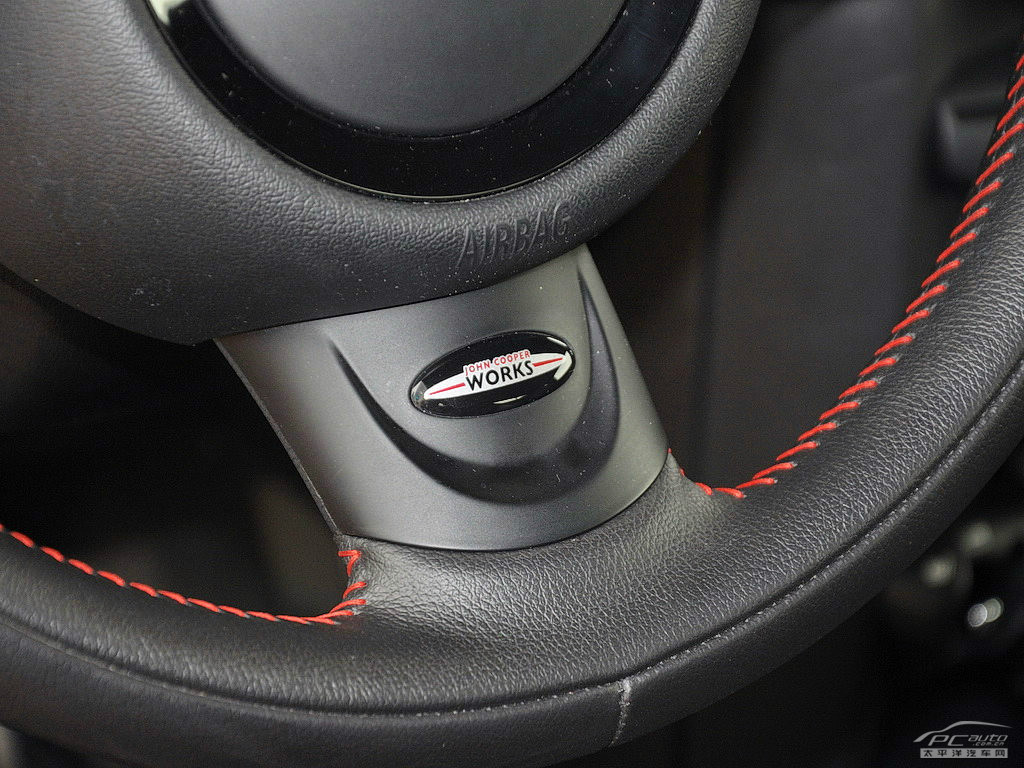 MINI JCW COUPE內(nèi)飾高清大圖
