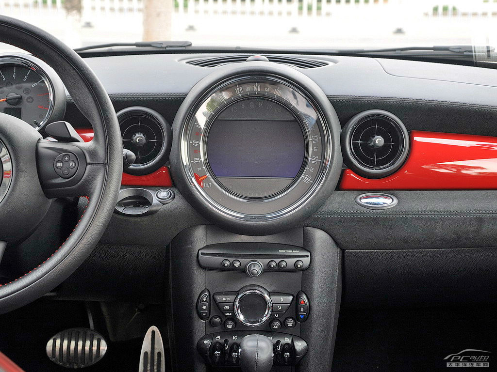 MINI JCW COUPE內(nèi)飾高清大圖