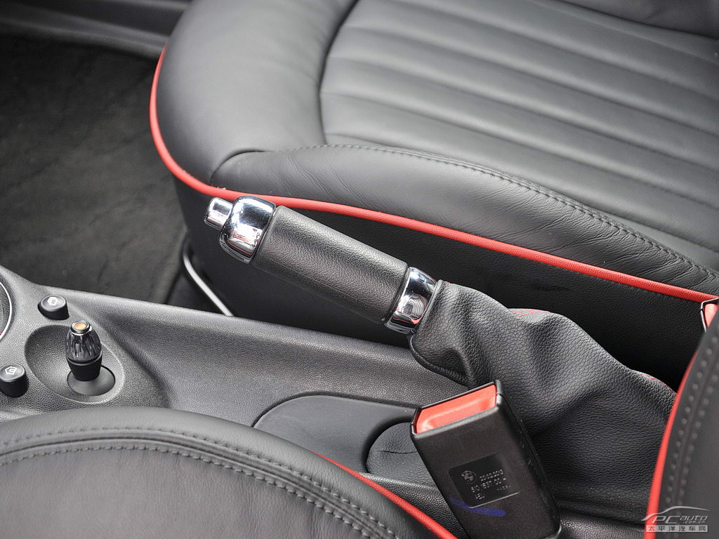 MINI JCW COUPE內(nèi)飾高清大圖