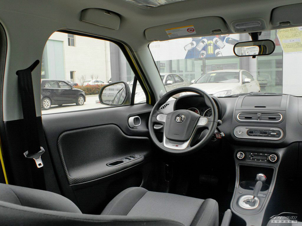 名爵3內(nèi)飾高清大圖