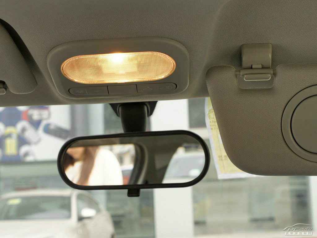 名爵3內(nèi)飾高清大圖