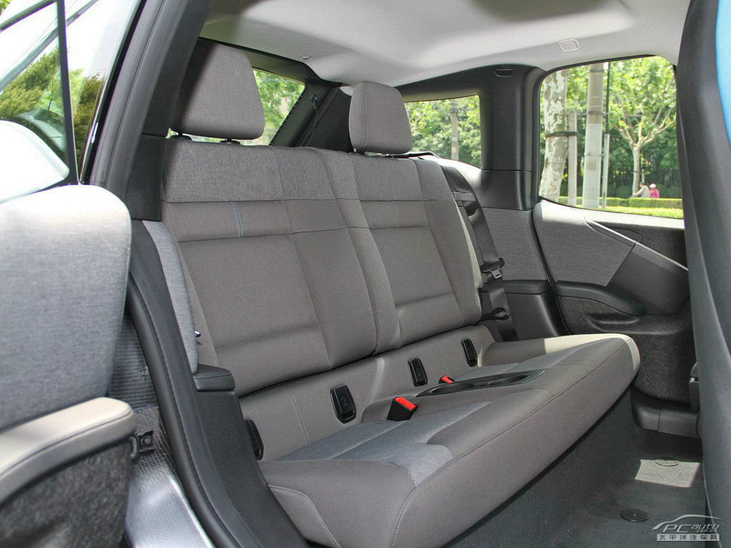 寶馬i3(進口)內(nèi)飾高清大圖