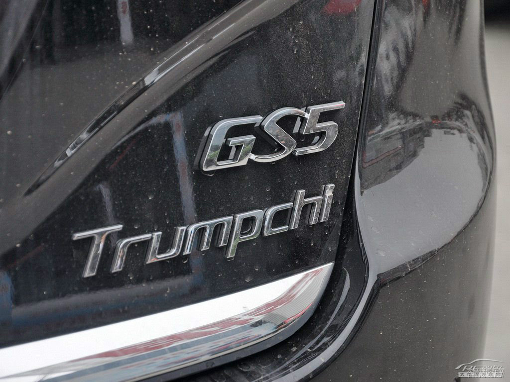 雅典黑傳祺GS5車尾外觀圖片