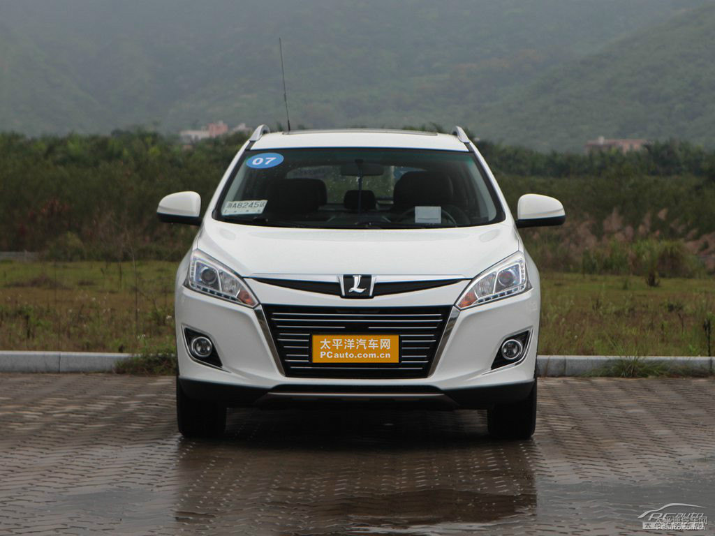 {ǽ݃(yu)6 SUV܇^^DƬ