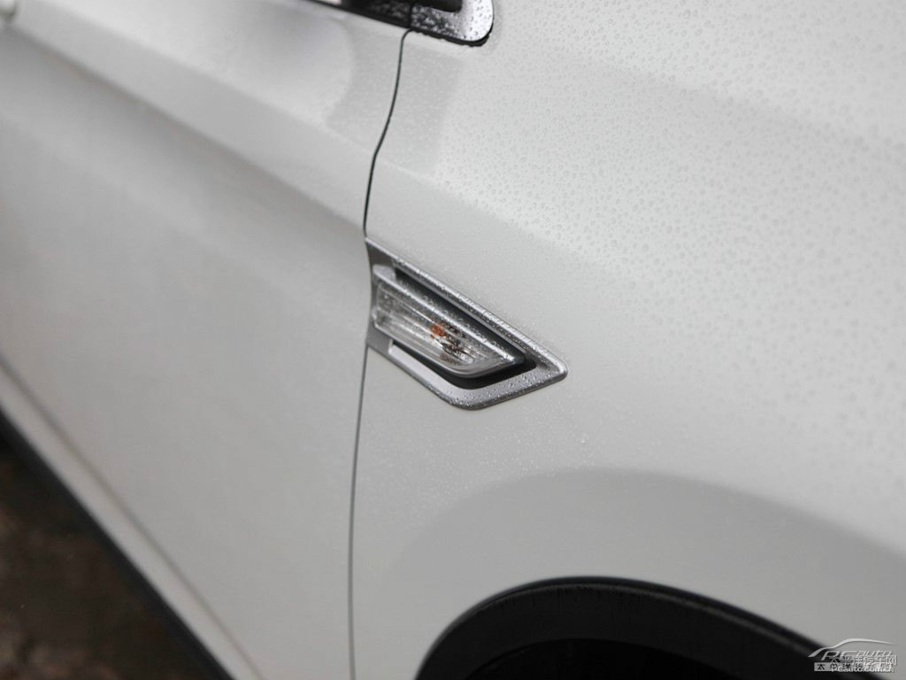 ɰ׼{ǽ݃(yu)6 SUV܇^DƬ